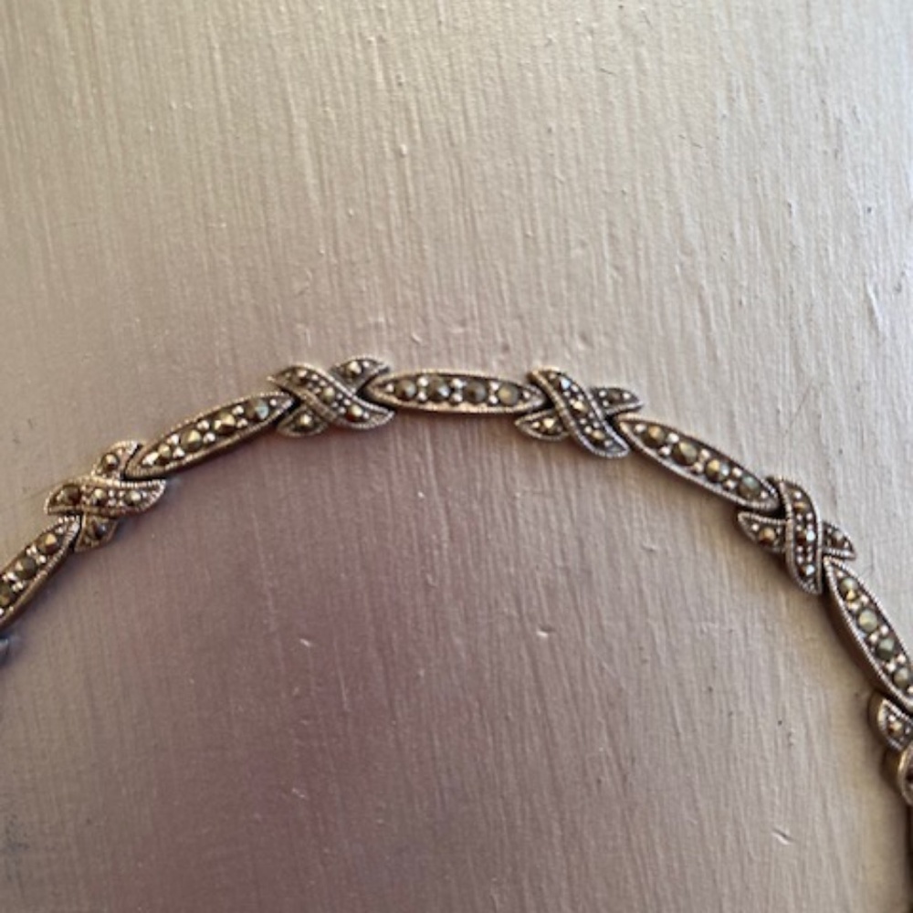 Sterling silver marcasite bracelet. - Picture 2 of 6
